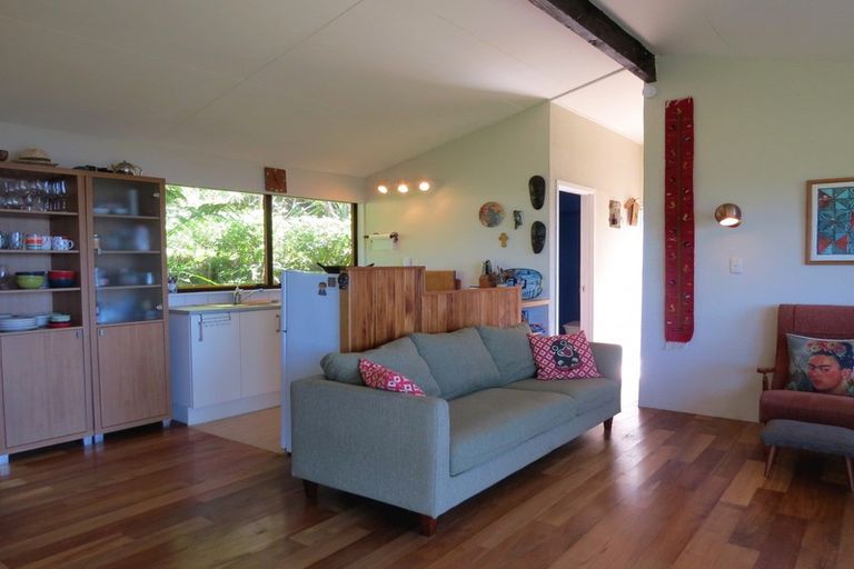 Photo of property in 11 Kowhai Place, Tuateawa, Coromandel, 3583