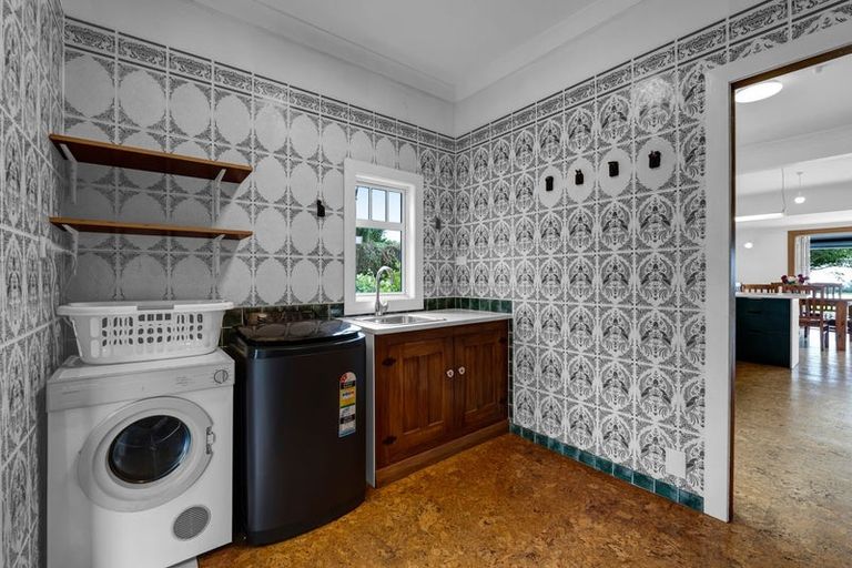 Photo of property in 1444 Carrington Road, Hurworth, New Plymouth, 4371