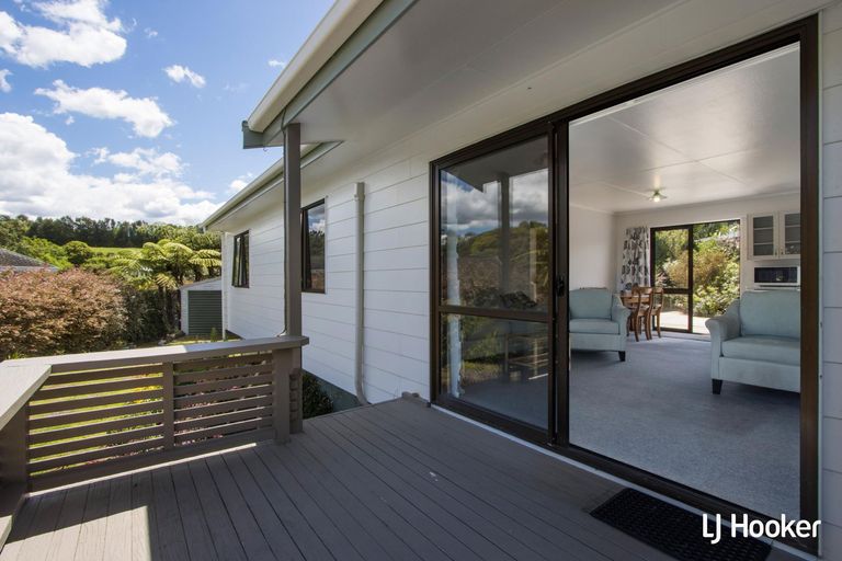 Photo of property in 136 Athenree Road, Athenree, Katikati, 3177