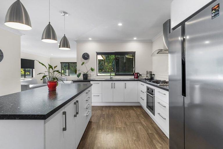 Photo of property in 84b Margaret Drive, Omokoroa, 3114