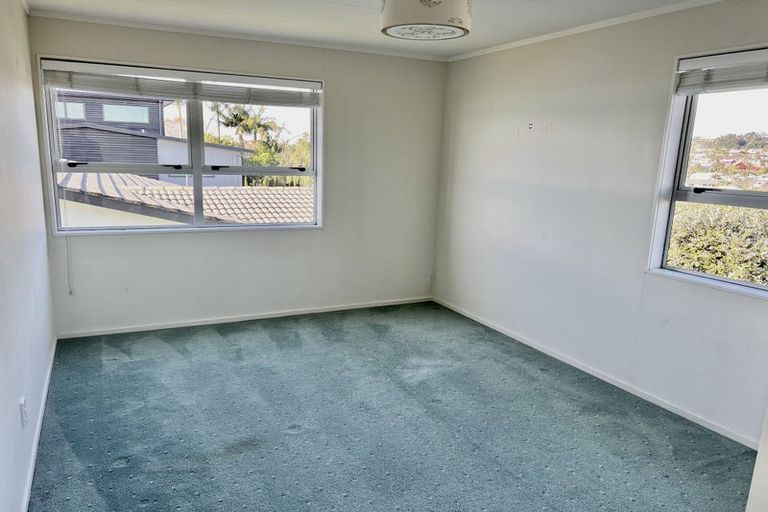 Photo of property in 232 Vipond Road, Stanmore Bay, Whangaparaoa, 0932