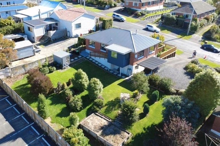 Photo of property in 25 Glenelg Street, Bradford, Dunedin, 9011