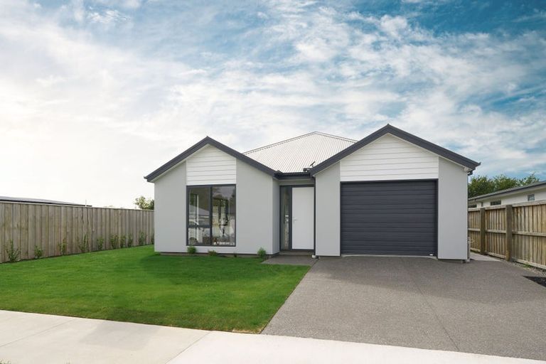 Photo of property in 32 Bastings Street, Kaiapoi, 7630