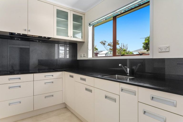 Photo of property in 2/6 Natana Place, Whakatane, 3120