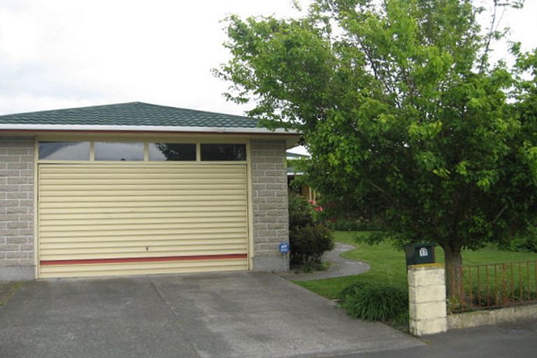 Photo of property in 17 Kimberley Street, Casebrook, Christchurch, 8051