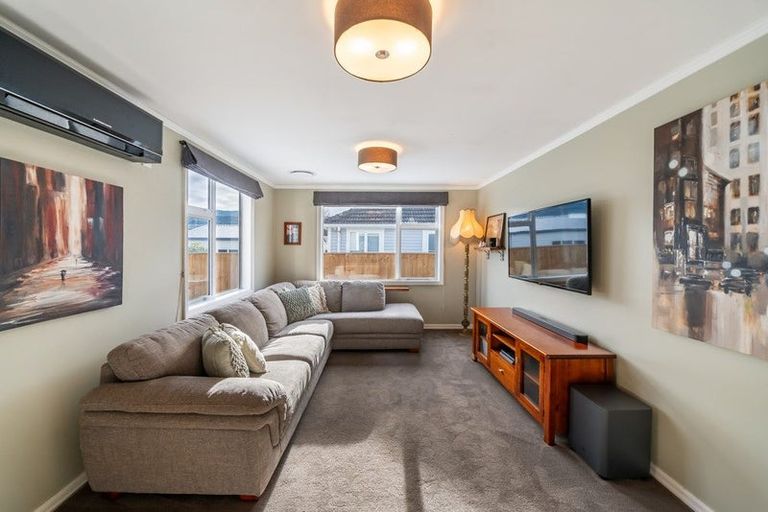 Photo of property in 15 Liverpool Street, Trentham, Upper Hutt, 5018