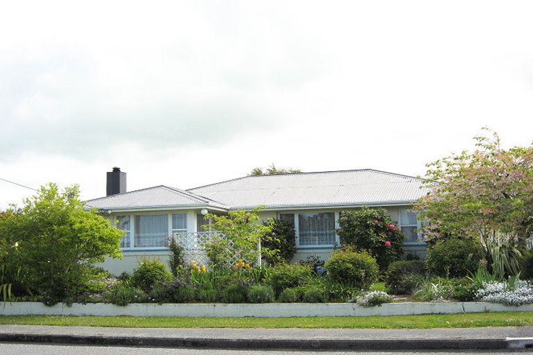 Photo of property in 27 Ashgrove Street, Rangiora, 7400