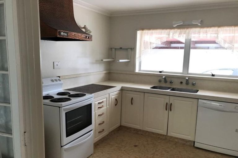 Photo of property in 62 Glen Lynne Avenue, Queenwood, Hamilton, 3210