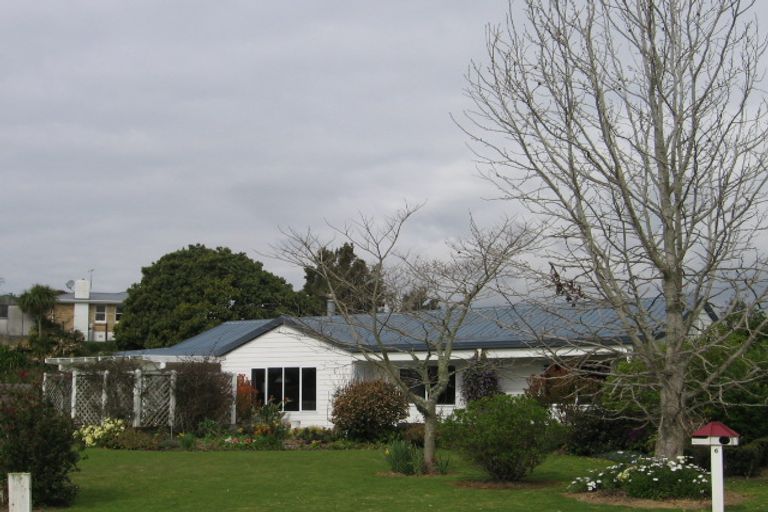 Photo of property in 6 Tyndall Grove, Matua, Tauranga, 3110