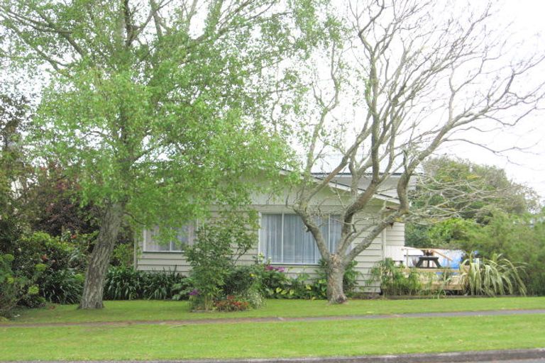 Photo of property in 24 Seddon Crescent, Whataupoko, Gisborne, 4010