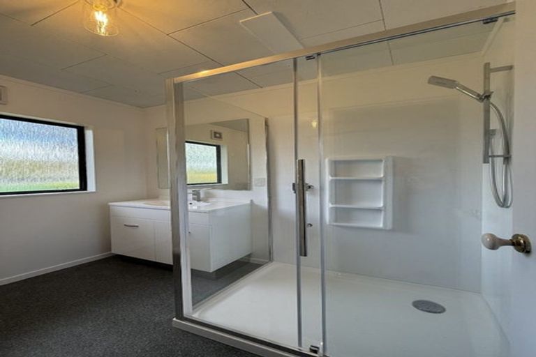 Photo of property in 54 Guadeloupe Crescent, Grenada Village, Wellington, 6037