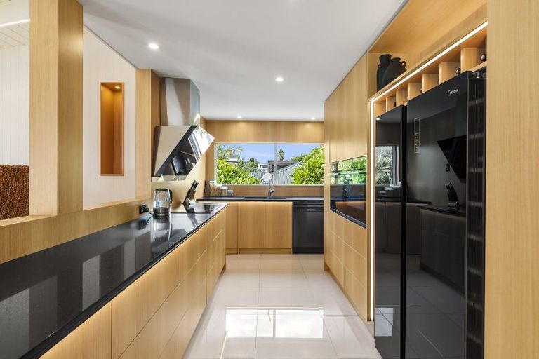 Photo of property in 310b Oceanbeach Road, Mount Maunganui, 3116