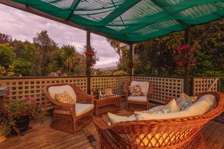 Photo of property in 708 Pohangina Road, Ashhurst, 4884