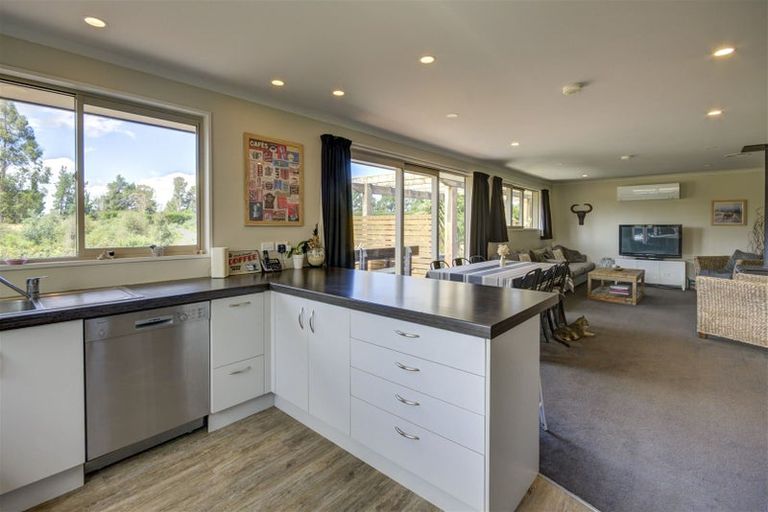 Photo of property in 570 Foothills Road, Okuku, Rangiora, 7473