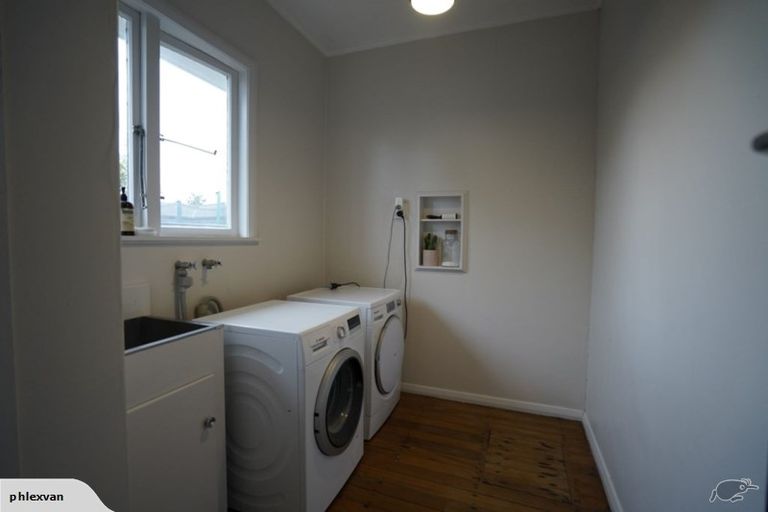 Photo of property in 324 College Street, West End, Palmerston North, 4410