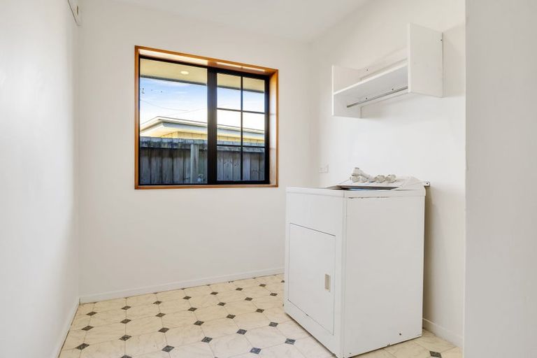 Photo of property in 25 Panckhurst Drive, Woodend, 7610