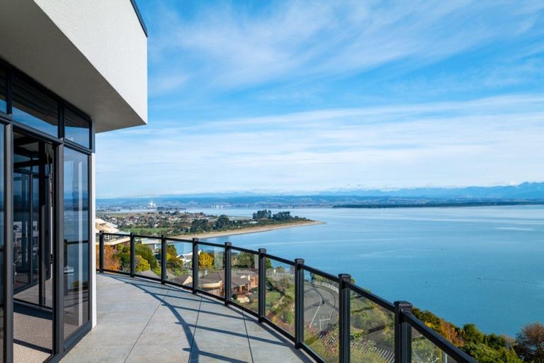 Photo of property in 55 The Cliffs, Britannia Heights, Nelson, 7010