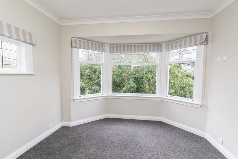 Photo of property in 2/139 Wadestown Road, Wadestown, Wellington, 6012