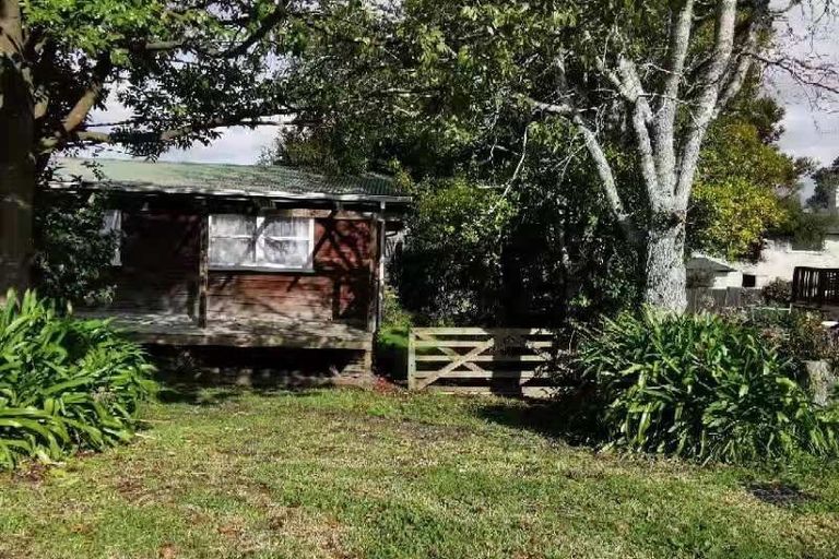 Photo of property in 21 Schnapper Rock Road, Greenhithe, Auckland, 0632