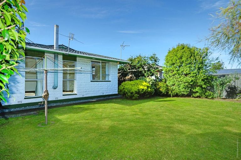 Photo of property in 2/34 Pinewood Avenue, North New Brighton, Christchurch, 8083