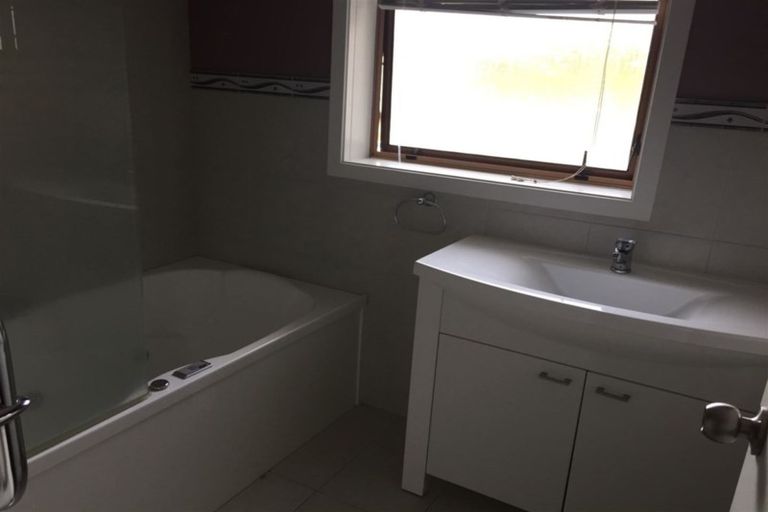 Photo of property in 96 Windsor Road, Bellevue, Tauranga, 3110