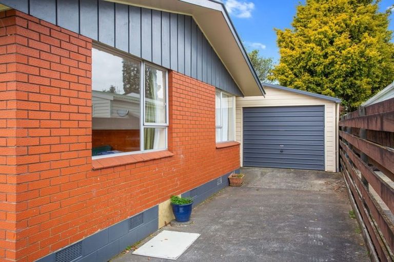 Photo of property in 42 Shakespeare Street, Leamington, Cambridge, 3432