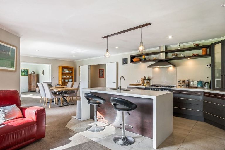 Photo of property in 53b Takapu Road, Manakau, Levin, 5573