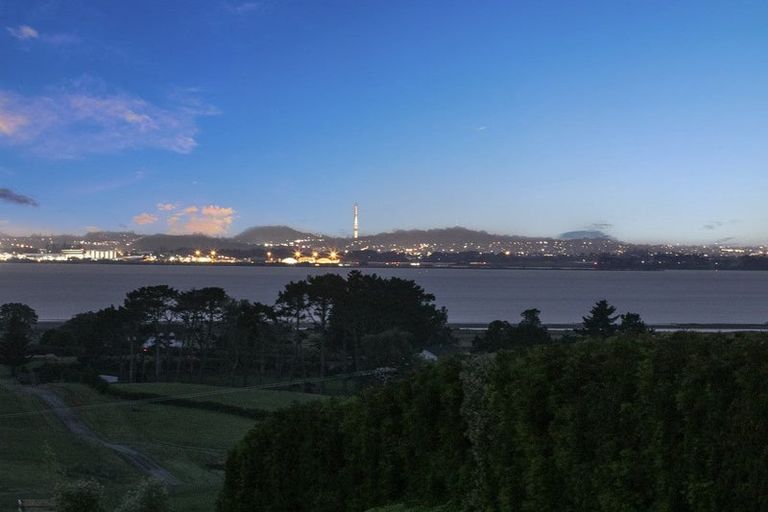 Photo of property in 68 Clark Road, Karaka, Papakura, 2580