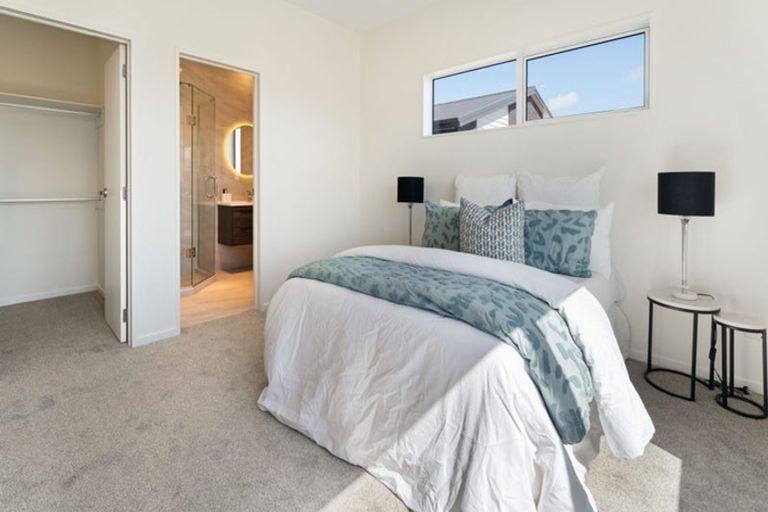 Photo of property in 17 Uatoto Road, Clarks Beach, 2122