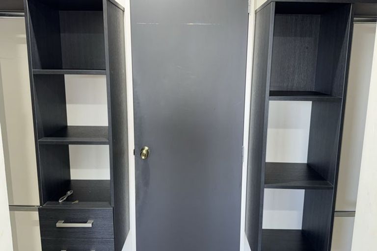 Photo of property in 27 Riverglade Parkway, Te Atatu South, Auckland, 0610