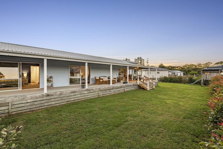 Photo of property in 974 Kahikatea Flat Road, Waitoki, Kaukapakapa, 0871