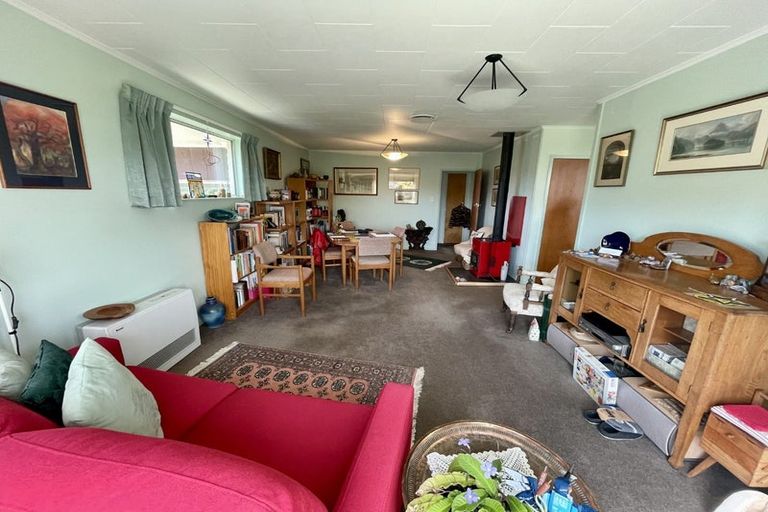 Photo of property in 68 Gurney Road, Kelson, Lower Hutt, 5010