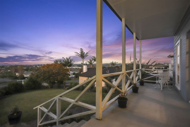 Photo of property in 12 Bilkey Avenue, Pukekohe, 2120