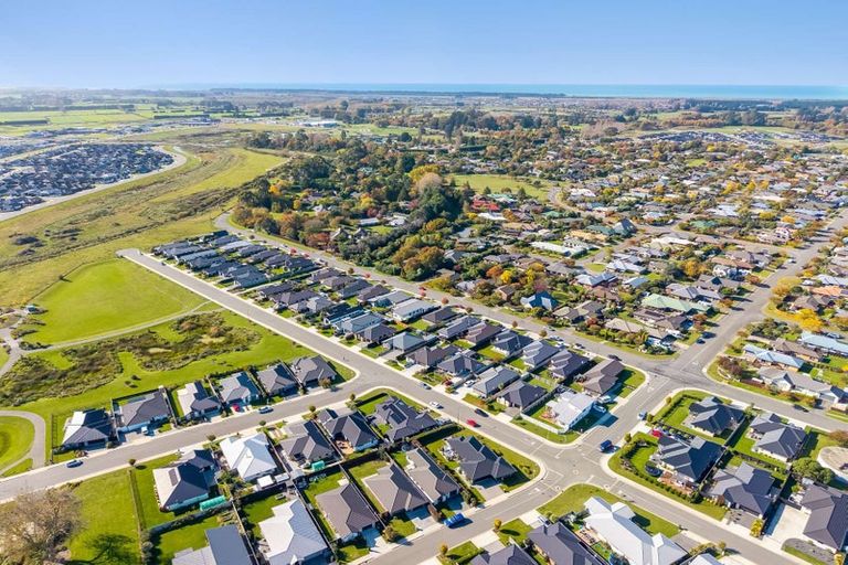 Photo of property in 45 Minerva Crescent, Woodend, 7610