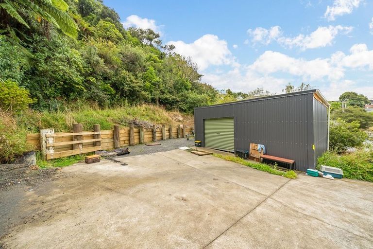 Photo of property in 15 John Street, Stokes Valley, Lower Hutt, 5019