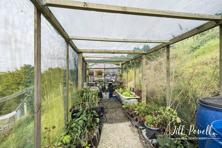 Photo of property in 611 Bickerstaffe Road, Maungaturoto, 0587