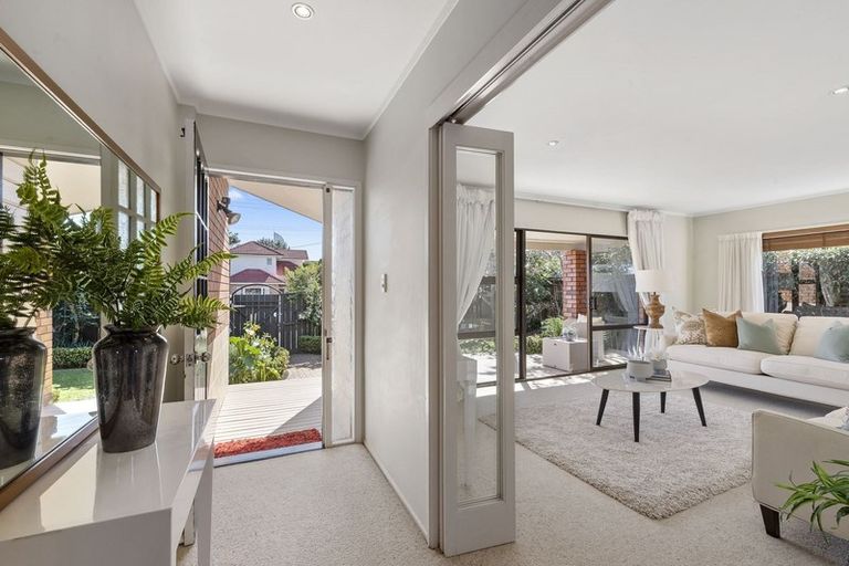 Photo of property in 1/8 Harley Road, Hauraki, Auckland, 0622