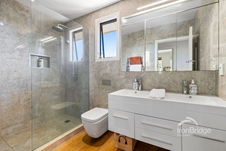 Photo of property in 85 Park Rise, Campbells Bay, Auckland, 0630