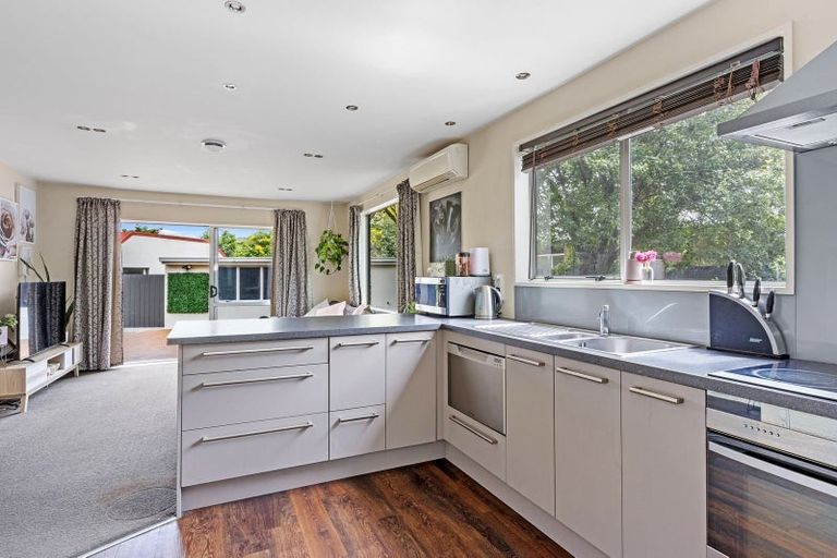 Photo of property in 2/11 Hersham Place, Bromley, Christchurch, 8062