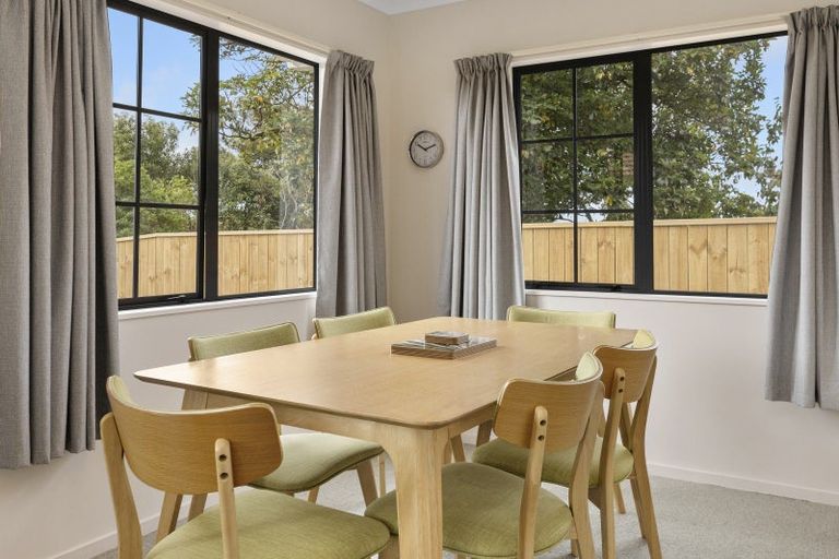 Photo of property in 2/19 Brunette Drive, Acacia Bay, Taupo, 3330