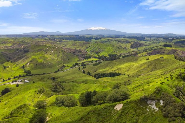Photo of property in 839 Ruatiti Road, Raetihi, 4696