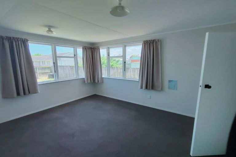 Photo of property in 14 Rogers Street, Castlecliff, Whanganui, 4501