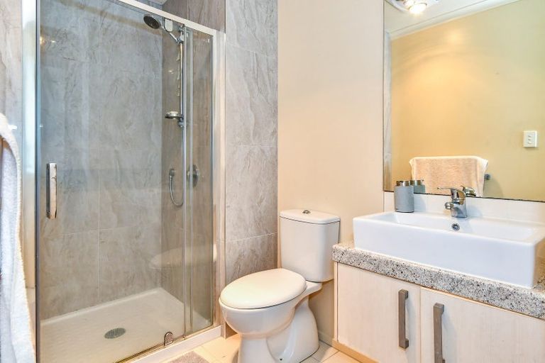 Photo of property in 4 Reins Road, Takanini, 2112