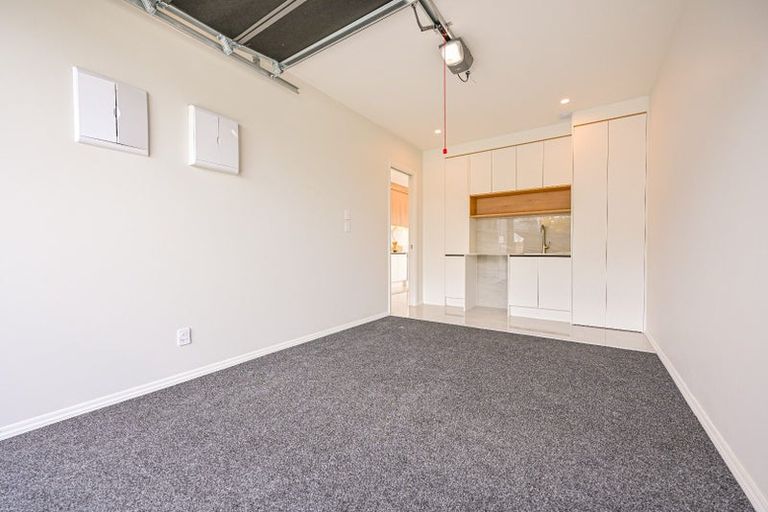 Photo of property in 89b Whitford Road, Botany Downs, 2014
