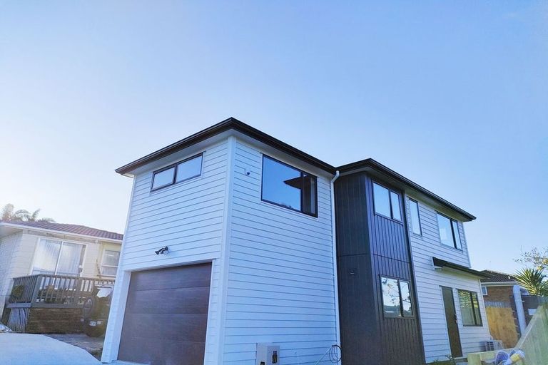 Photo of property in 147a Pigeon Mountain Road, Half Moon Bay, Auckland, 2012