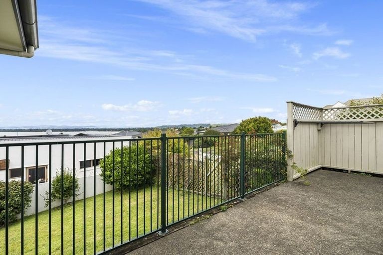 Photo of property in 1 Owen Place, Omokoroa, 3114