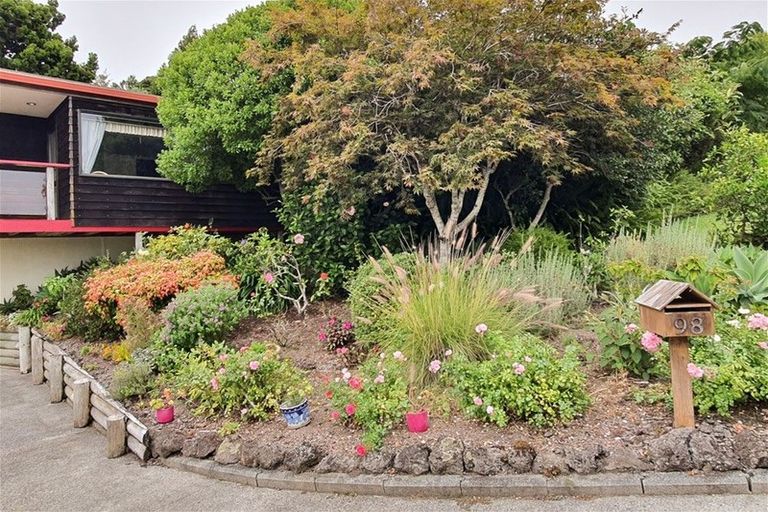 Photo of property in 98 Te Haumi Drive, Paihia, 0200