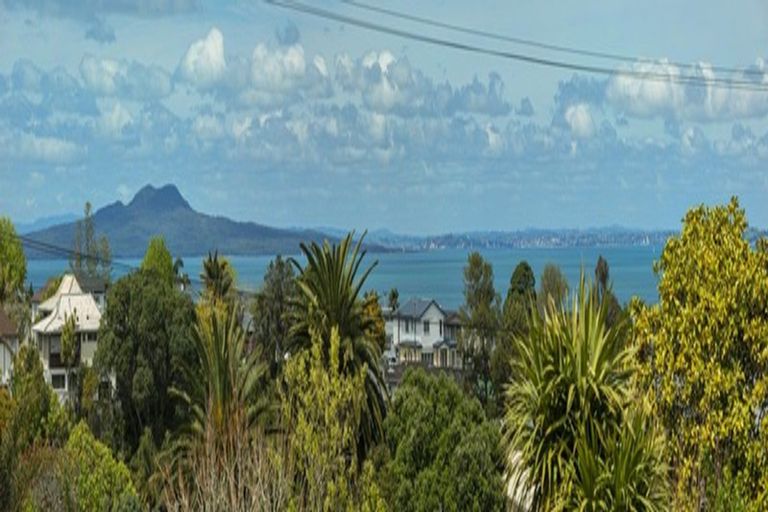 Photo of property in 12 Orne Street, Torbay, Auckland, 0630