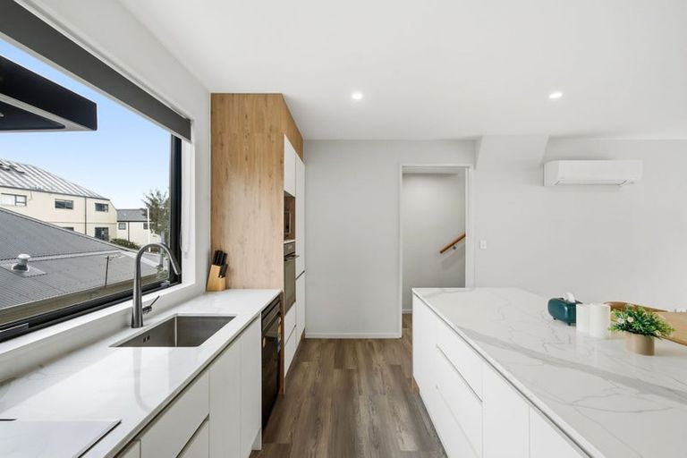 Photo of property in 2/240 Worcester Street, Christchurch Central, Christchurch, 8011