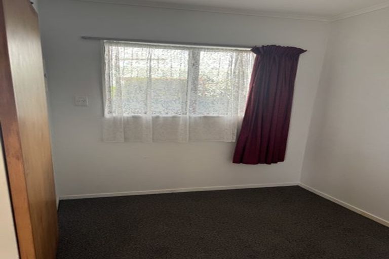 Photo of property in 1 Stella Drive, Clarks Beach, 2122